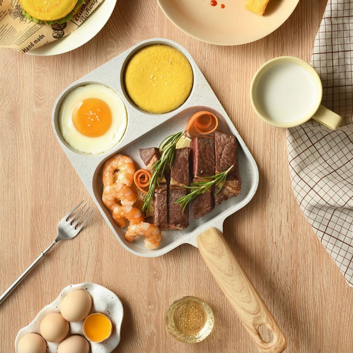 4 az 1-ben tapadásmentes serpenyő: tökéletes tojáshoz, szalonnához és hamburgerhez