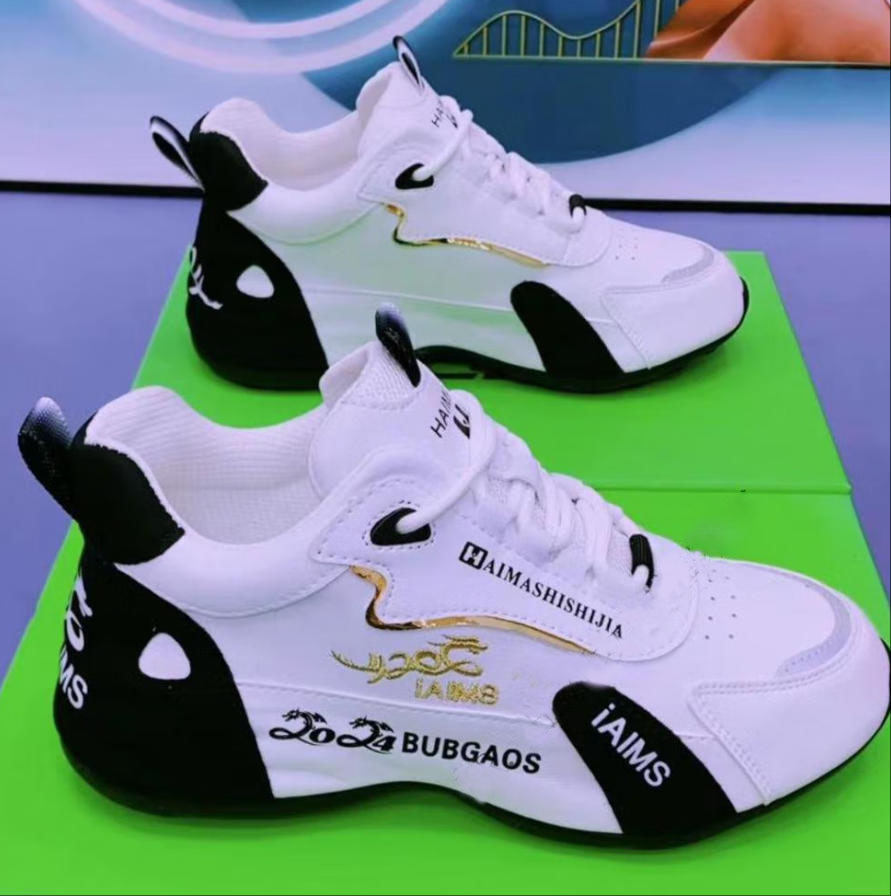 Divatos női mindennapi kényelmes sportcipők, amelyek növelik a magasságot