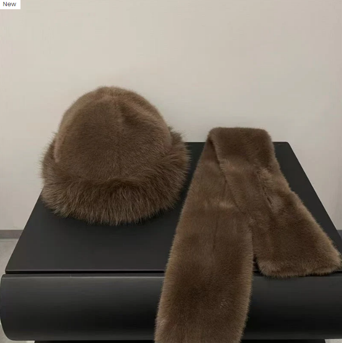 Téli szett, meleg sálból és sapkából, vastag plüss anyagból